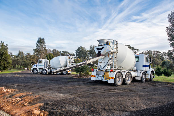 Best Concrete Driveway Installation in Edwards, MS